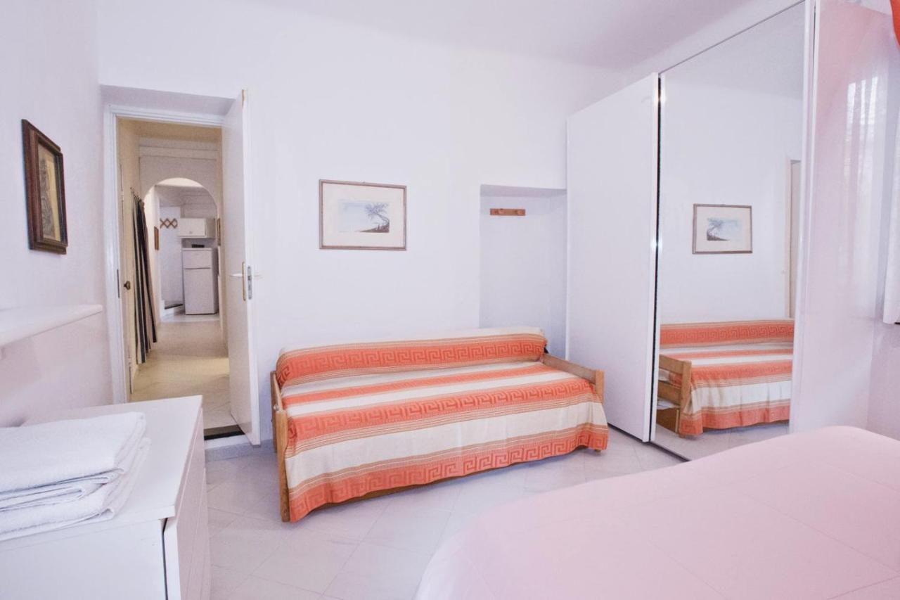 Апартаменты La Casa Nel Borgo Монтероссо-аль-Маре Экстерьер фото